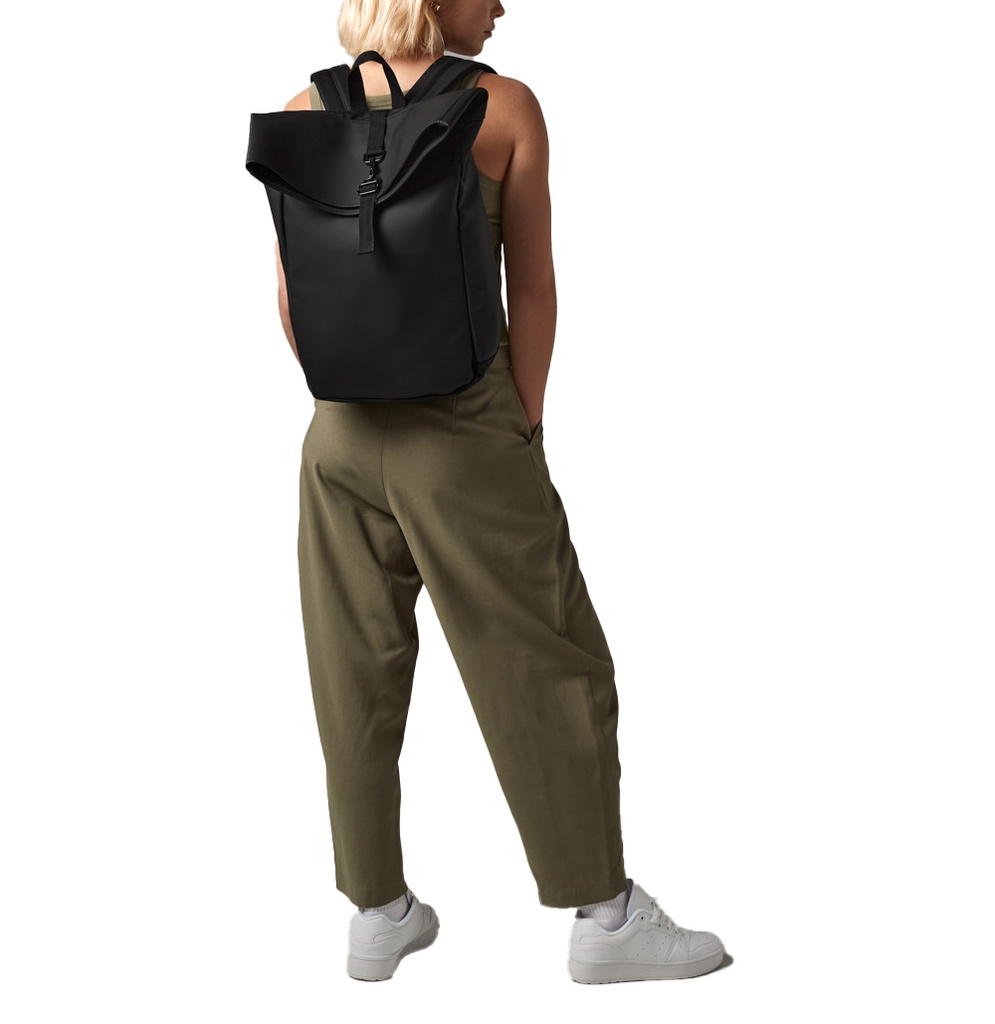 Bagbase Matte pu roll-top reppu 15 l, musta